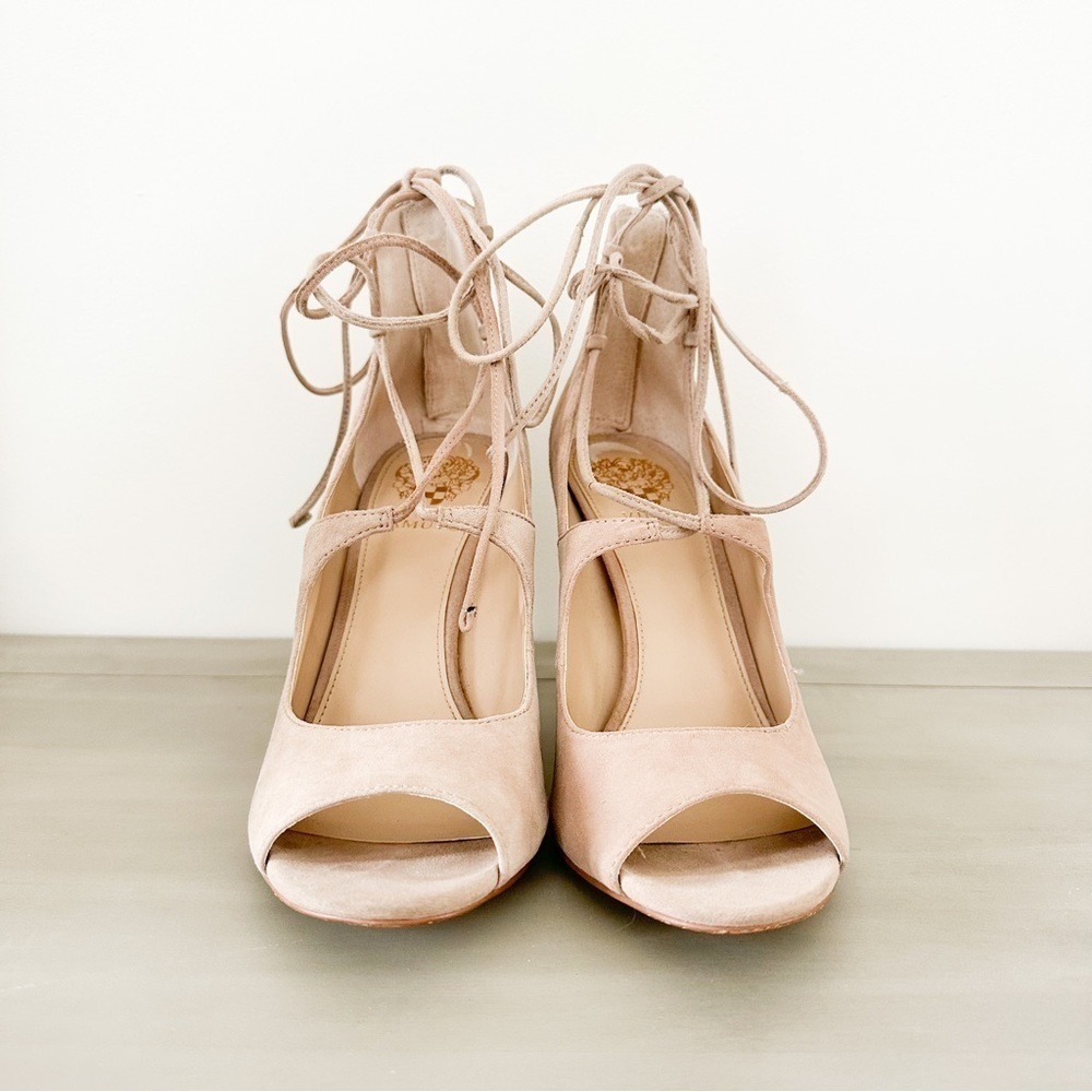 Vince Camuto VP Saleena Tan Suede Lace up Heels 9M - Picture 3 of 7